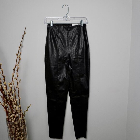Zara High-Rise Faux Leather Leggings with Front Seams & Side Zip - Picture 3 of 7
